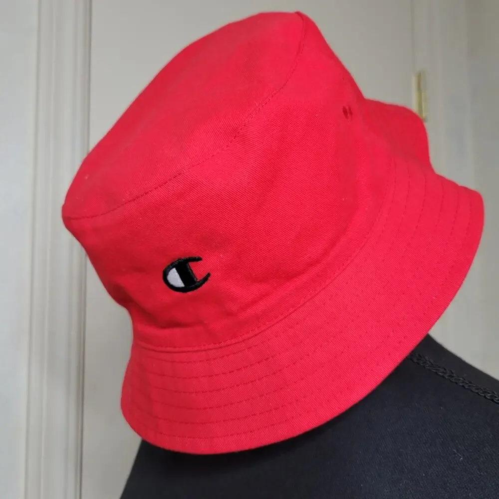 NWOT Champion Reversible Logo Script Bucket Hat L/XL Red All Over Print Spellout